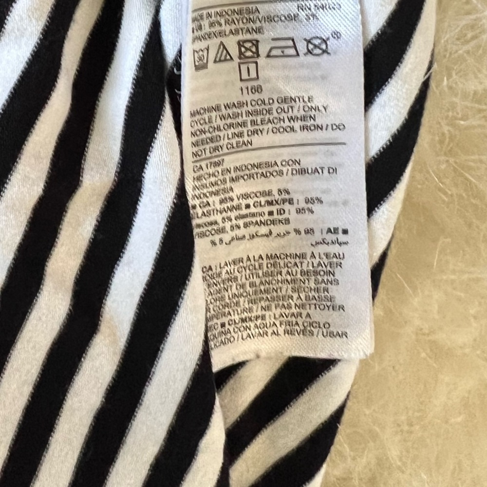 Old navy sz s 3/4 sleeve shift a line dress black and white striped 0290 - Picture 3 of 3